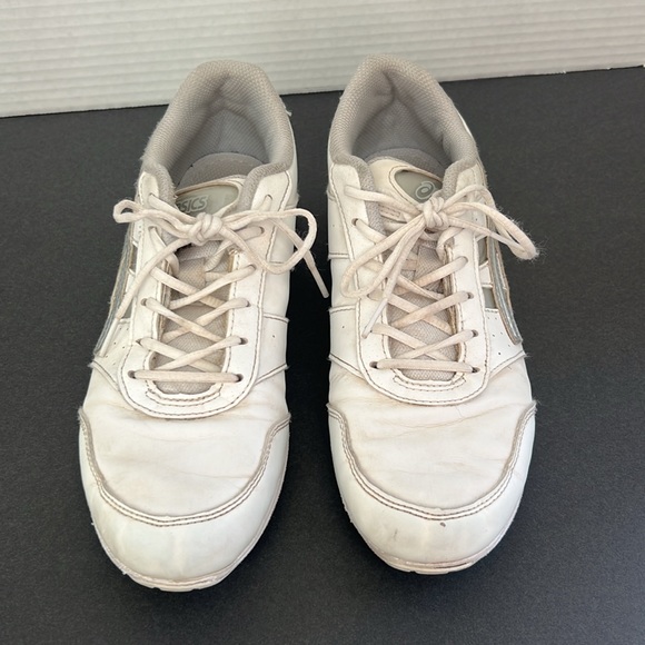 Asics Cheer 8 athletic cheerleading shoes Big Kid Size 6.5 - Picture 2 of 8
